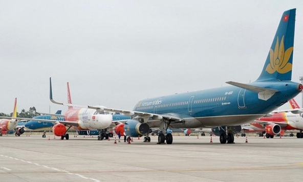 Giá vé máy bay 'leo thang' trước dịp nghỉ lễ khiến du lịch nội địa gặp khó