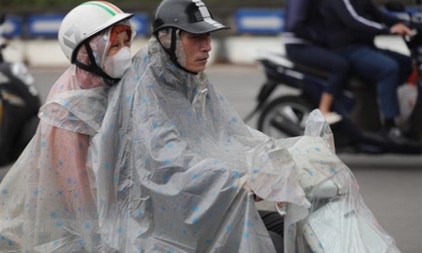 Bắc Bộ sẽ nồm ẩm trong 3 ngày tới, Nam Bộ có nơi nắng nóng