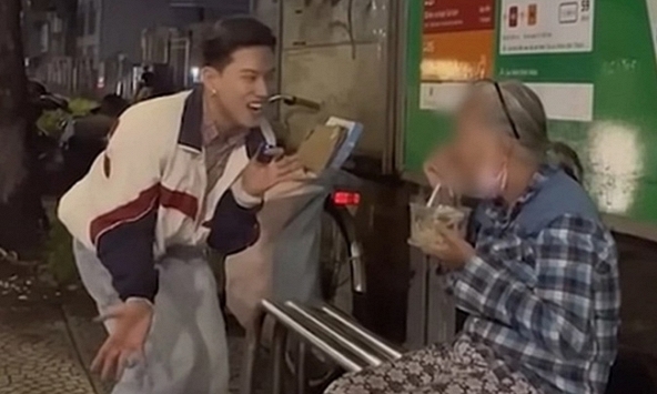 Cấm sóng, cấm diễn với những nghệ sĩ Việt vi phạm pháp luật