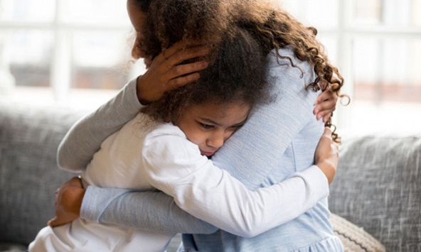 Phụ huynh nên làm gì khi con bị bạo lực học đường?