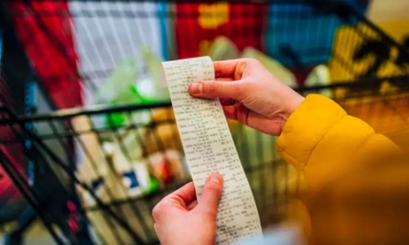 Anh: khủng hoảng chi phí ảnh hưởng đến tinh thần của thế hệ trẻ