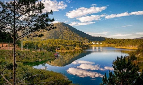 Gợi ý một số điểm du lịch nổi tiếng ở Việt Nam giúp bạn tiết kiệm chi phí máy bay