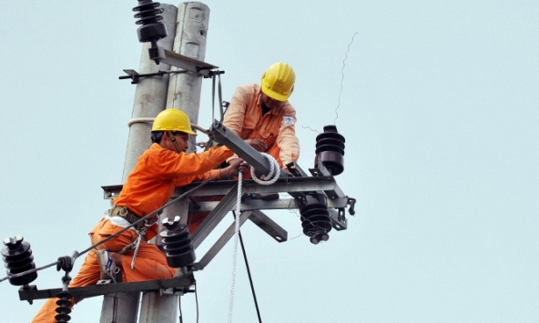 Giá điện chính thức tăng từ ngày hôm nay 4/5