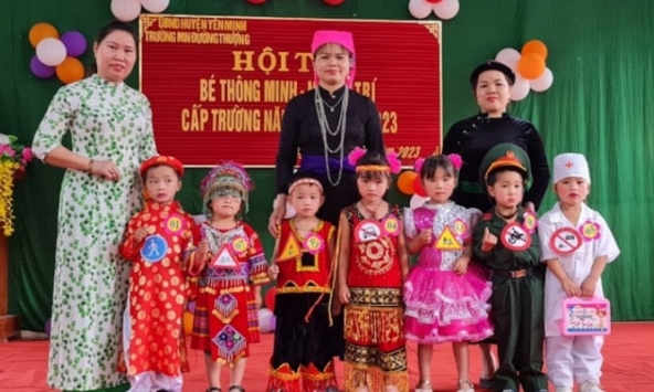 Bộ trưởng Bộ GD&ĐT gửi thư chia buồn với gia đình cô giáo cắm bản tử vong trên đường tới trường