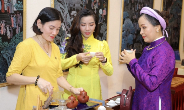 Đôi dòng về trà