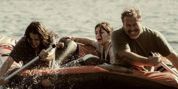 Dàn sao tài năng góp mặt trong phim về quái thú 'The Black Demon'