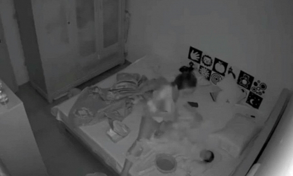 Hà Nội: Xác minh thông tin bảo mẫu bạo hành trẻ sơ sinh