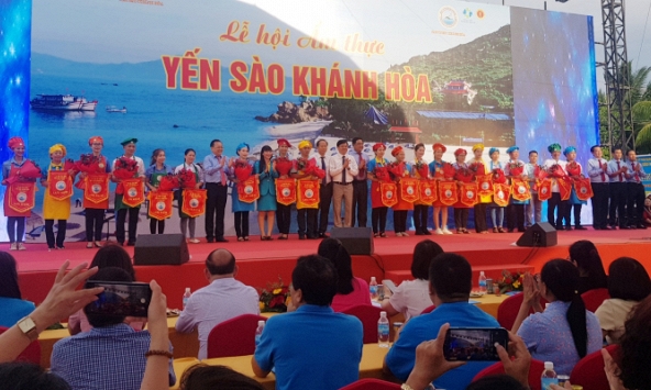 Công ty Yến sào Khánh Hòa và chuỗi sự kiện đồng hành cũng Festival biển 2023