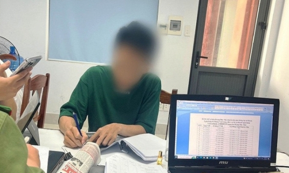 Hàng chục nhân viên ngân hàng bị triệu tập vì mua bán thông tin khách hàng