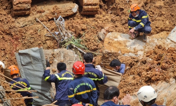 Tìm thấy thi thể 2 nạn nhân vùi lấp trong vụ sạt lở ở Đà Lạt