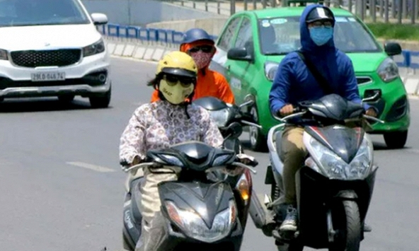 Nắng nóng gay gắt kéo dài tại Bắc Bộ và Trung Bộ, có nơi trên 38 độ C