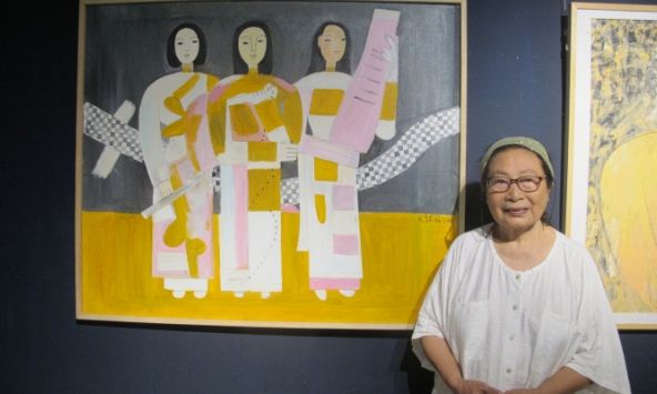 Nữ họa sĩ Kim Thái trưng bày tranh ở tuổi 80