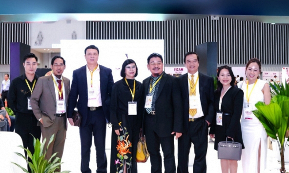 Trên 8000 khách tham quan mua sắm và tiếp cận Thẩm mỹ Công nghệ cao tại VICAM 2023.