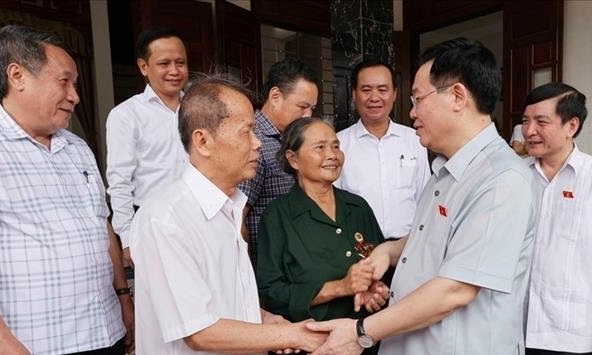 Kỷ niệm 76 năm Ngày Thương binh - Liệt sĩ: Mùa hoa tri ân của nhân dân cả nước