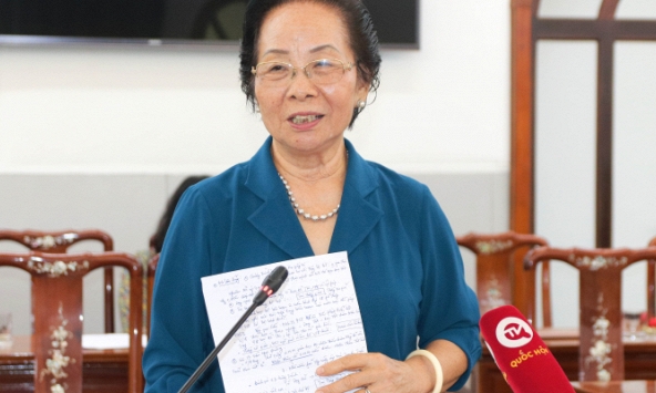 Nguyên Phó Chủ tịch nước Nguyễn Thị Doan: “Lương thế này thì chẳng ai muốn làm nhà giáo'