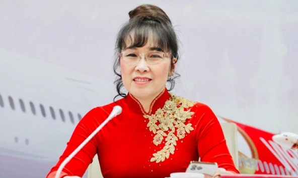 Soi kết quả kinh doanh của 10 “nữ tướng” trong nửa đầu năm 2023