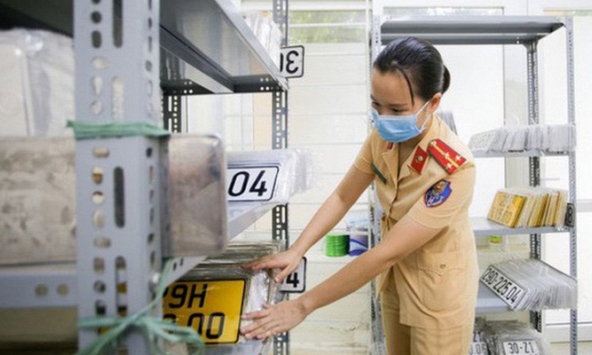 Những điều cần biết về đấu giá biển số xe và cấp biển định danh từ ngày 15/8 