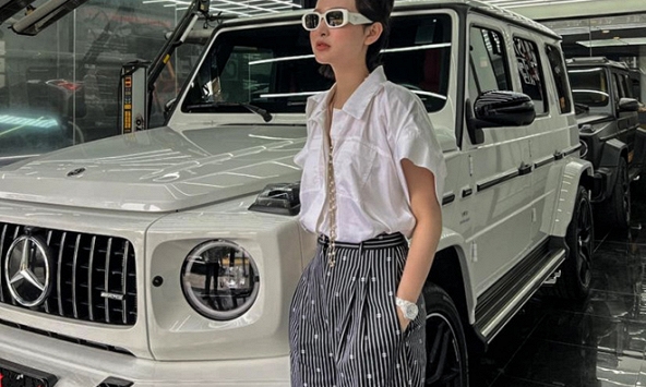 Chiếc G63 của Hiền Hồ xuất hiện trở lại, netizen chỉ trích vì chiêu trò comeback