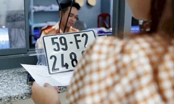 Thủ tục cấp đổi biển số xe sang biển định danh từ 15/8 mà người dân cần lưu ý!