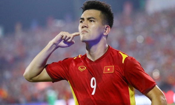 Bị đồn về CLB CAHN, Tiến Linh bất ngờ muốn… xuất ngoại