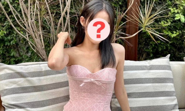 Trương Mỹ Nhân mang thai lần 2 sau khi đăng ký kết hôn với bạn trai kém tuổi?