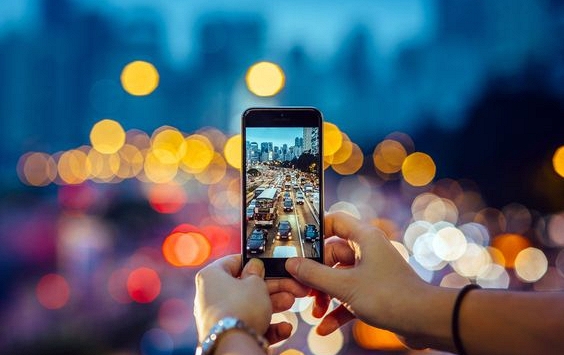 Muốn chụp ảnh đẹp trên iPhone, bạn cần tắt ngay tính năng này trên camera!