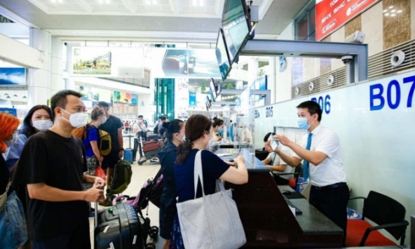 Giá vé máy bay hạ nhiệt dịp nghỉ lễ Quốc khánh 2/9, chỉ duy nhất một chặng bay tăng cao