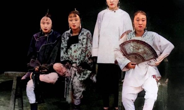 Loạt ảnh màu thời nhà Thanh: Thái giám của Từ Hi Thái hậu làm việc không thể ngờ tới