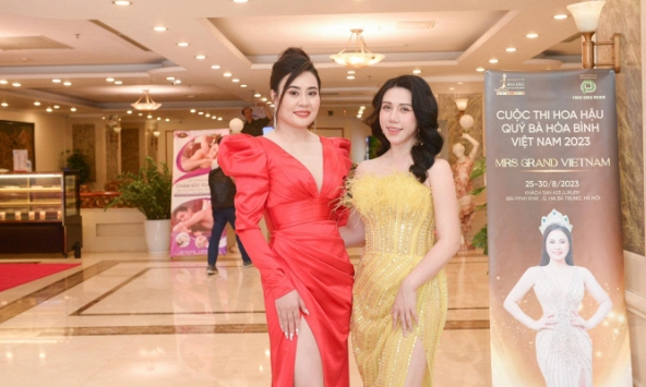 MC Hồng Nhung: Tôi hồi hộp khi dẫn cuộc thi nhan sắc cùng Anh Quân