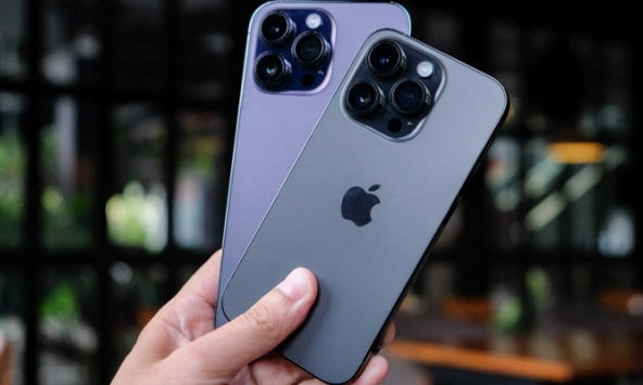 Giá iPhone 14 Pro Max tại Việt Nam 'rục rịch' tăng trở lại sau chuỗi ngày giảm không thấy 'đáy'