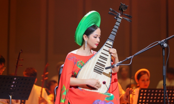 Nghệ sĩ Diệu Thảo hạnh phúc khi tiếng đàn Tỳ bà lay động được khán giả