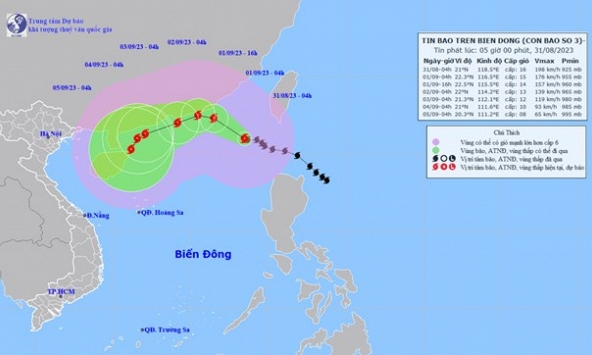 Siêu bão Saola vào Biển Đông, giật trên cấp 17