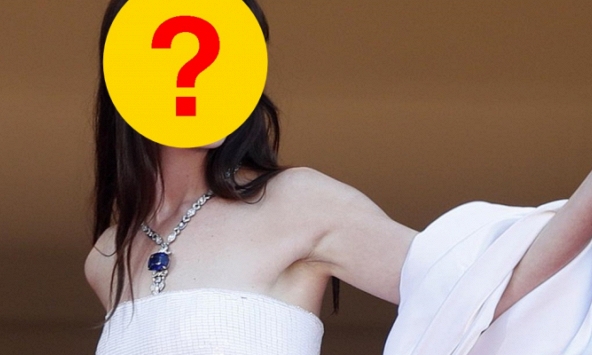 Mỹ nhân 'bị ghét nhất màn ảnh' sau 20 năm vẫn không chịu già, bị ép hôn 12 người vì vai diễn đổi đời