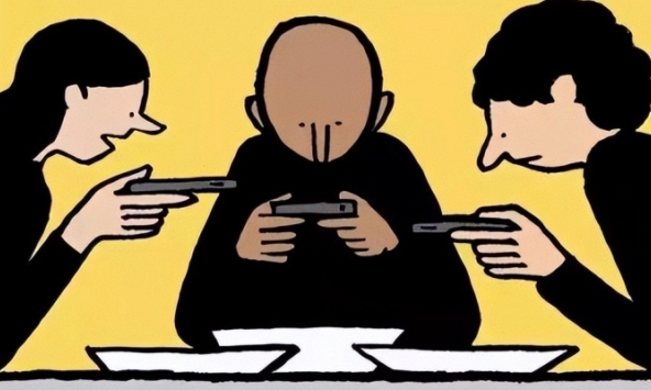 Những người có EQ thấp thường làm 4 điều này khi đến nhà người khác, để ý kẻo bị gán mác 'vô duyên'