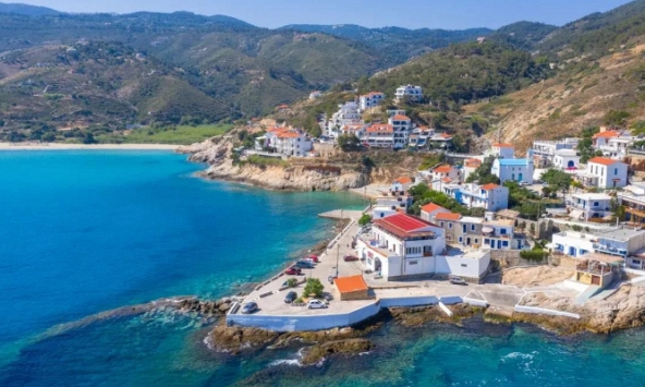 Hòn đảo có 1/3 dân số sống thọ đến 90 tuổi, 1 trong 5 bí quyết trường thọ là điều người Việt hay làm