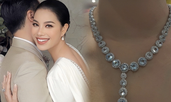 Mỗi lần Phạm Hương được chồng tặng quà là một lần cộng đồng mạng chấn động: Hết biệt thự ven sông lại đến món đồ giá trị 'khủng' 