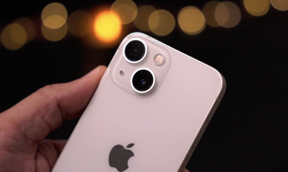 Người dùng iPhone có thể gặp nguy hiểm nếu không biết điều này