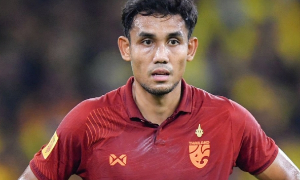 Dangda đá hỏng 11m, tuyển Thái Lan thua đau trên sân nhà, mất chức vô địch vào tay đối thủ Tây Á 