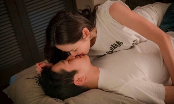 'Phản bội chồng trong mơ': Chuyên gia chỉ ra 3 điều cần lưu tâm về giấc mơ này