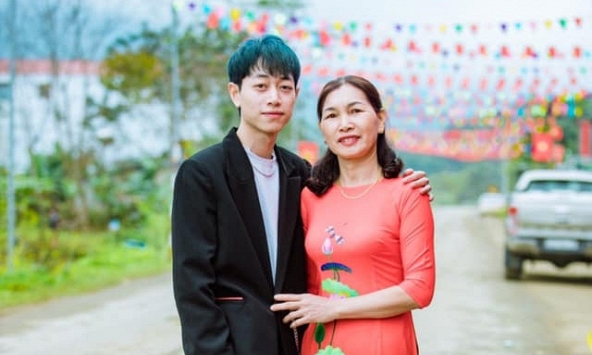 Double2T tiết lộ câu nói nhói lòng của mẹ khi vừa trở thành Quán quân Rap Việt mùa 3