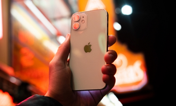 Mẫu iPhone bị người Việt thờ ơ, là phép thử thất bại của Apple: Ra mắt mới 3 năm nhưng sắp không còn “đất sống”?