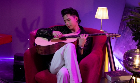 Trịnh Thăng Bình tiết lộ tình trạng bệnh ảnh hưởng đến chuyện ca hát, quyết định bán bớt 1 căn nhà để làm phòng thu