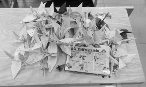 Vừa tựu trường thôi đã phải gửi lời chào thật buồn tới những bạn học sinh sinh viên ra đi trong vụ cháy chung cư mini!