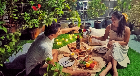 Cô vợ 'lắm chiêu' lập hẳn bảng tính cho các ý tưởng hẹn hò cùng chồng, vừa độc lạ lại không tốn kém