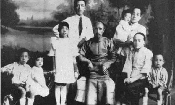 Giải mã gia tộc 17 đời giàu có, sở hữu hơn 1000 căn hộ tại Thượng Hải, khiến người đời ngả mũ thán phục