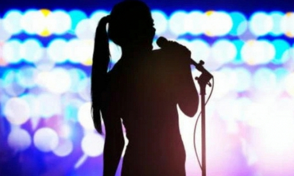 Nữ ca sĩ bị khởi tố vì liên tục “vu oan giá họa” cho CEO