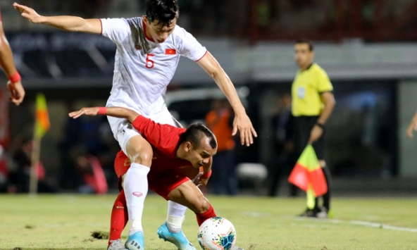 Tuyển nhà mang danh “vua chơi xấu”, báo Indonesia vẫn chê mãi không buông Đoàn Văn Hậu