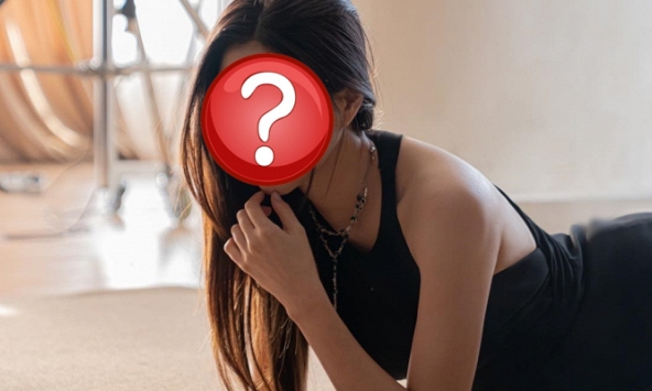 Nàng hậu có thân hình đẹp nhất showbiz hơn 20 năm không già đi, đóng phim kém nổi chỉ vì quá đẹp 