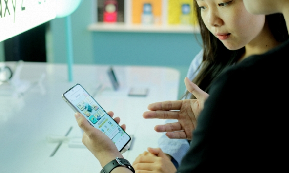 Cửa hàng trải nghiệm Samsung hóa không gian văn hóa đầy cuốn hút