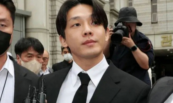 Công tố viên xin lệnh bắt giữ “Ảnh đế” Yoo Ah In trong hôm nay